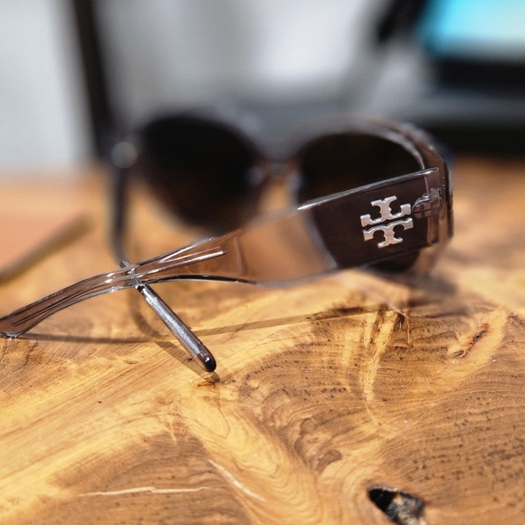 Tory Burch Accessories - AUTHENTIC Tory Burch transparent LOGO sliver grey sunglasses